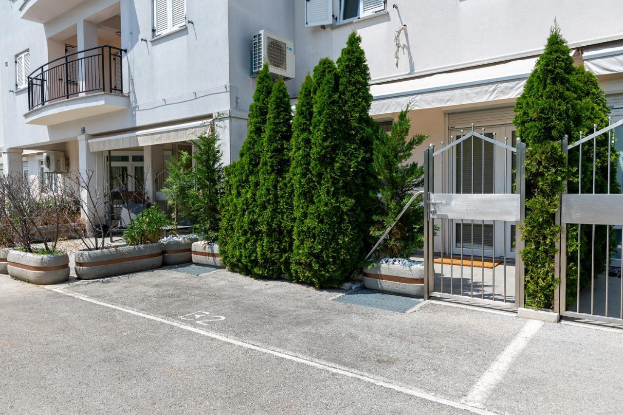 Stylish Apartment Mediterraneo โปเรช ภายนอก รูปภาพ